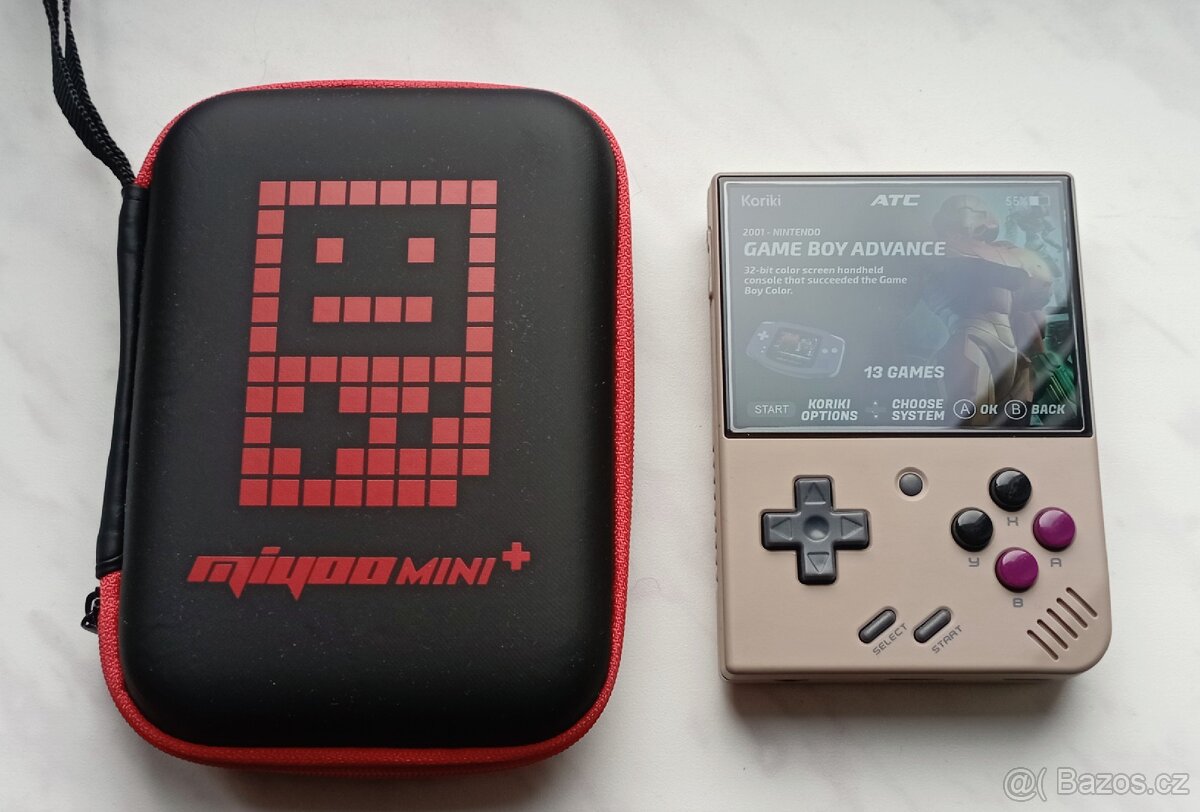 Retro handheld Miyoo Mini Plus +