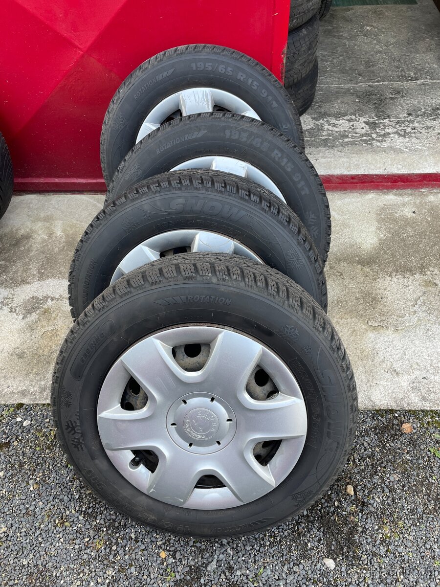Zimní sada kol - 195/65 R15 Sebring - 5x112 - Škoda