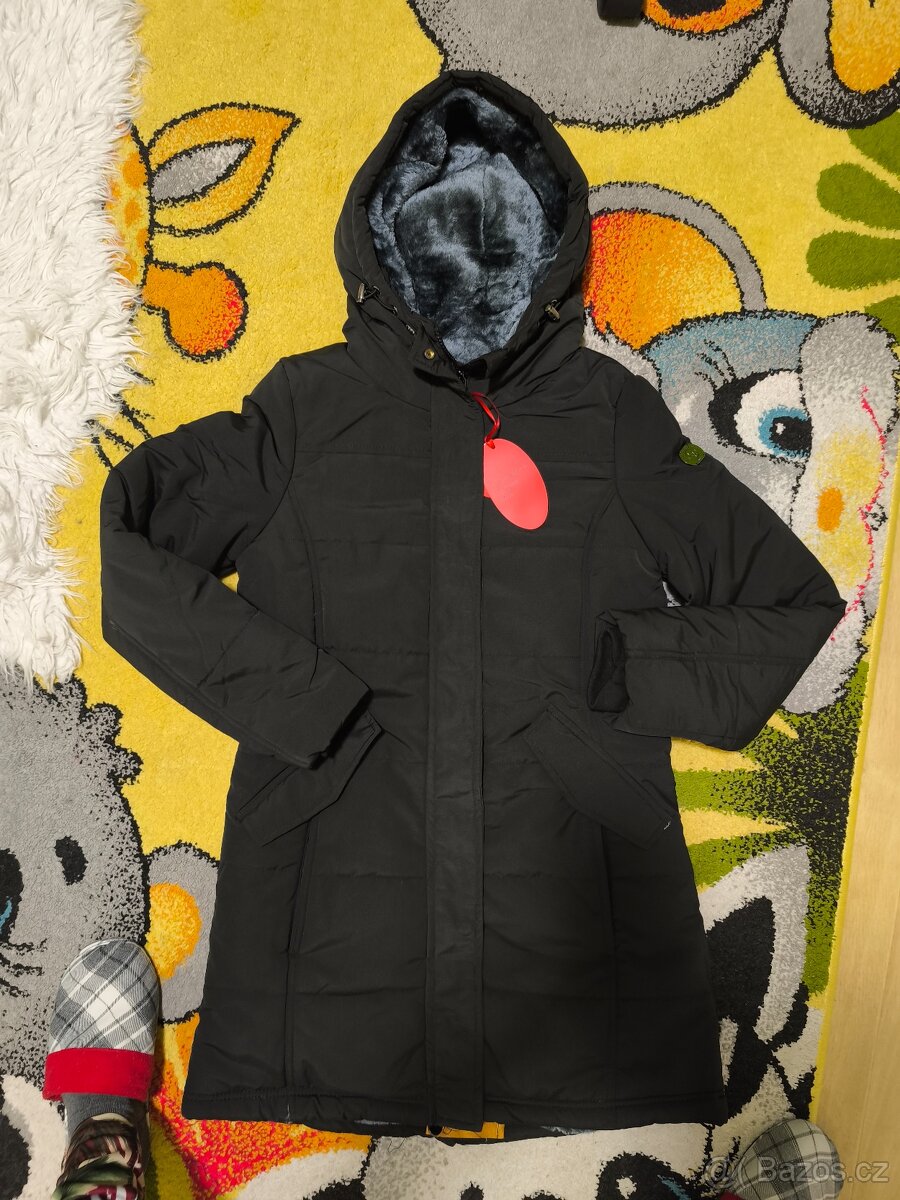 Dámská zimní bunda