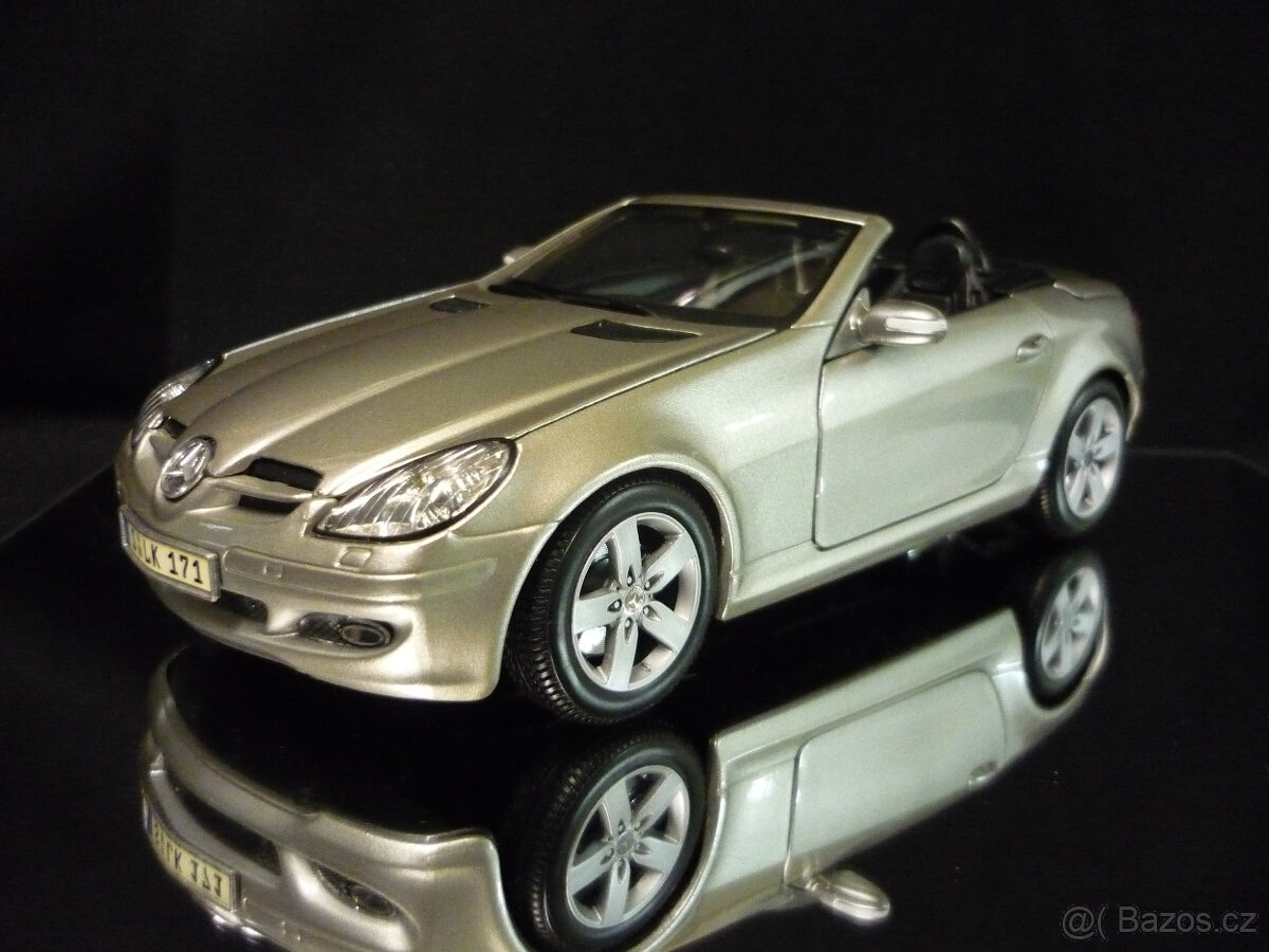 Mercedes Benz SLK Maisto 1/18