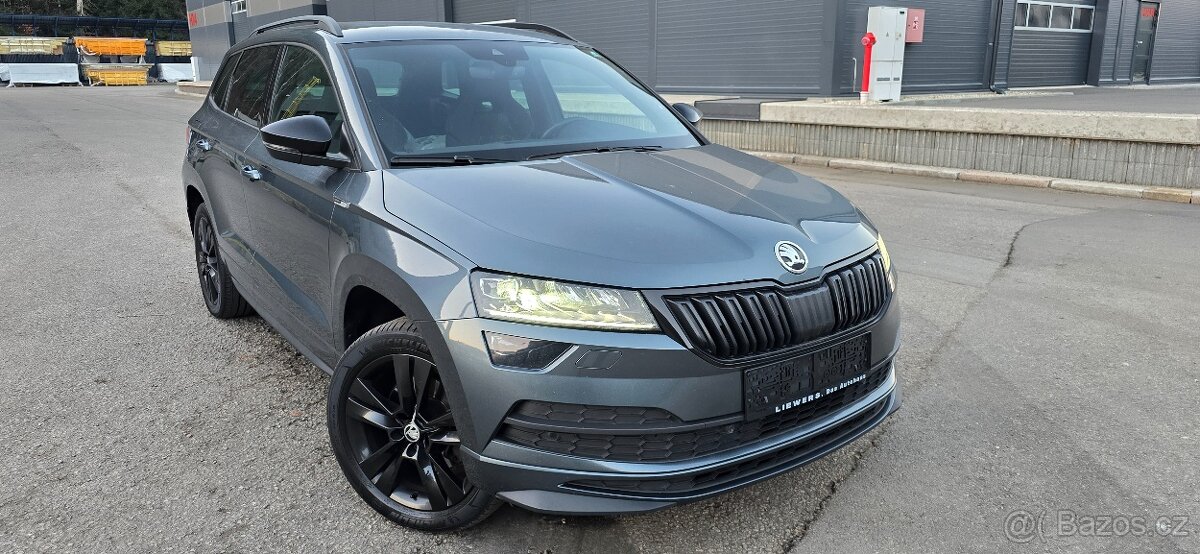 Škoda karoq sportline 2.0TDI 110kw manuál webasto 2 sady Top