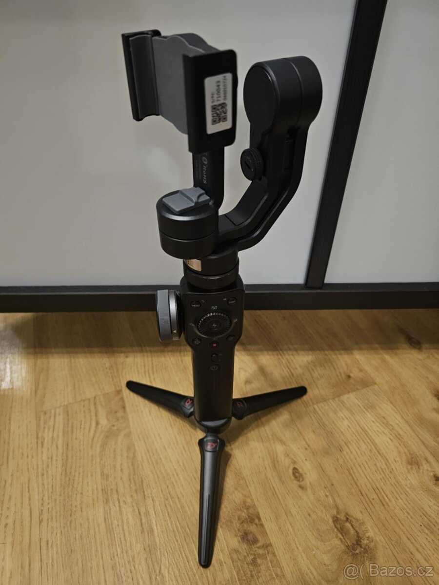 Nový Gimbal Zhiyun SMA04