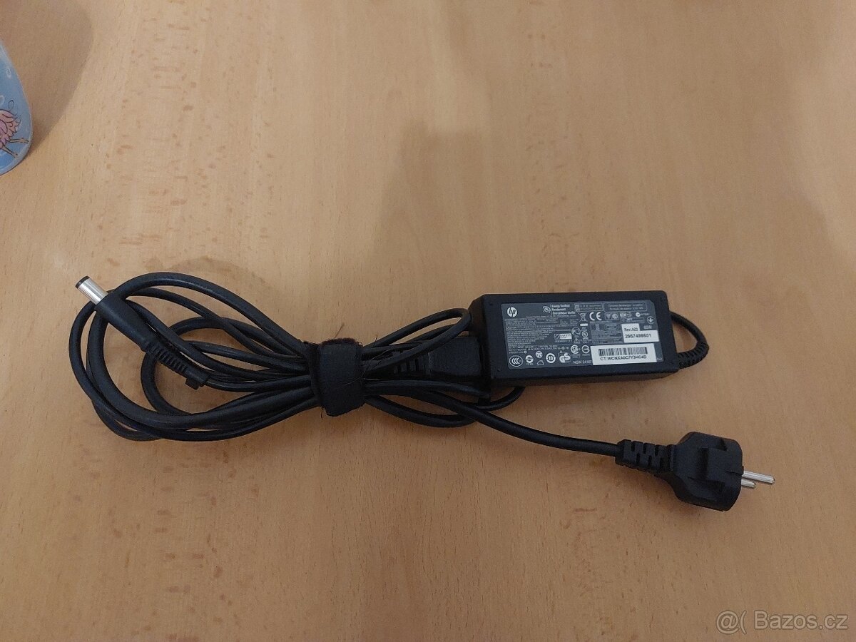 Adaptér HP 18,5v - 3,33A