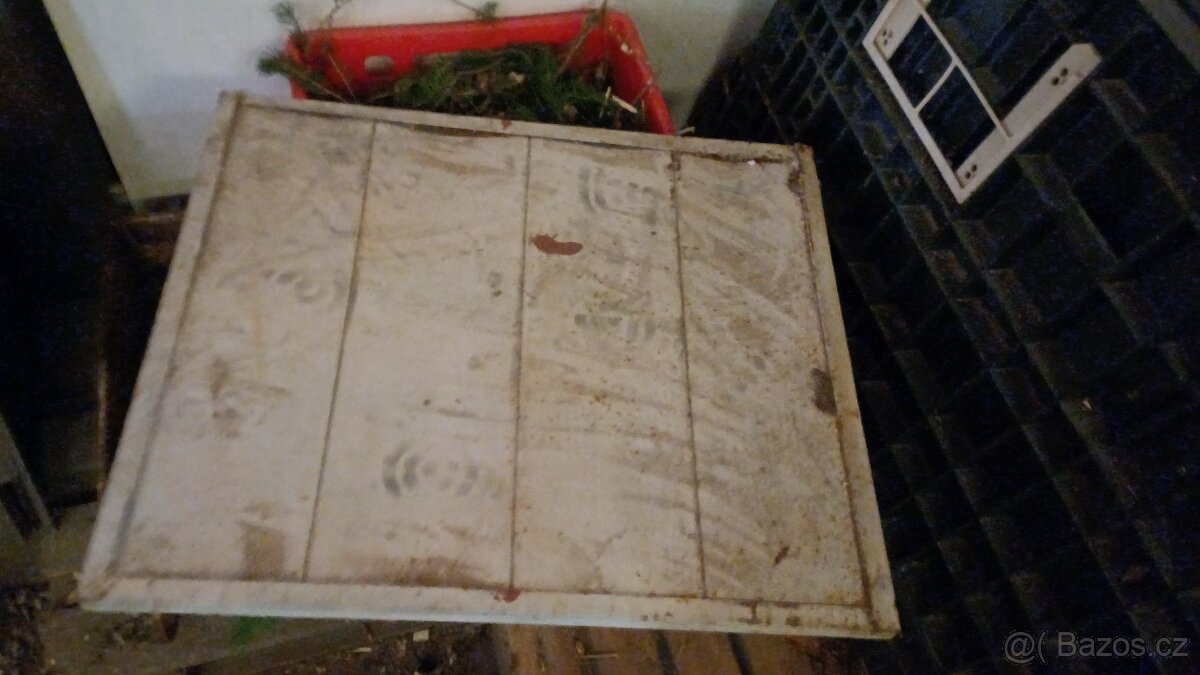 regaly -desky na regal