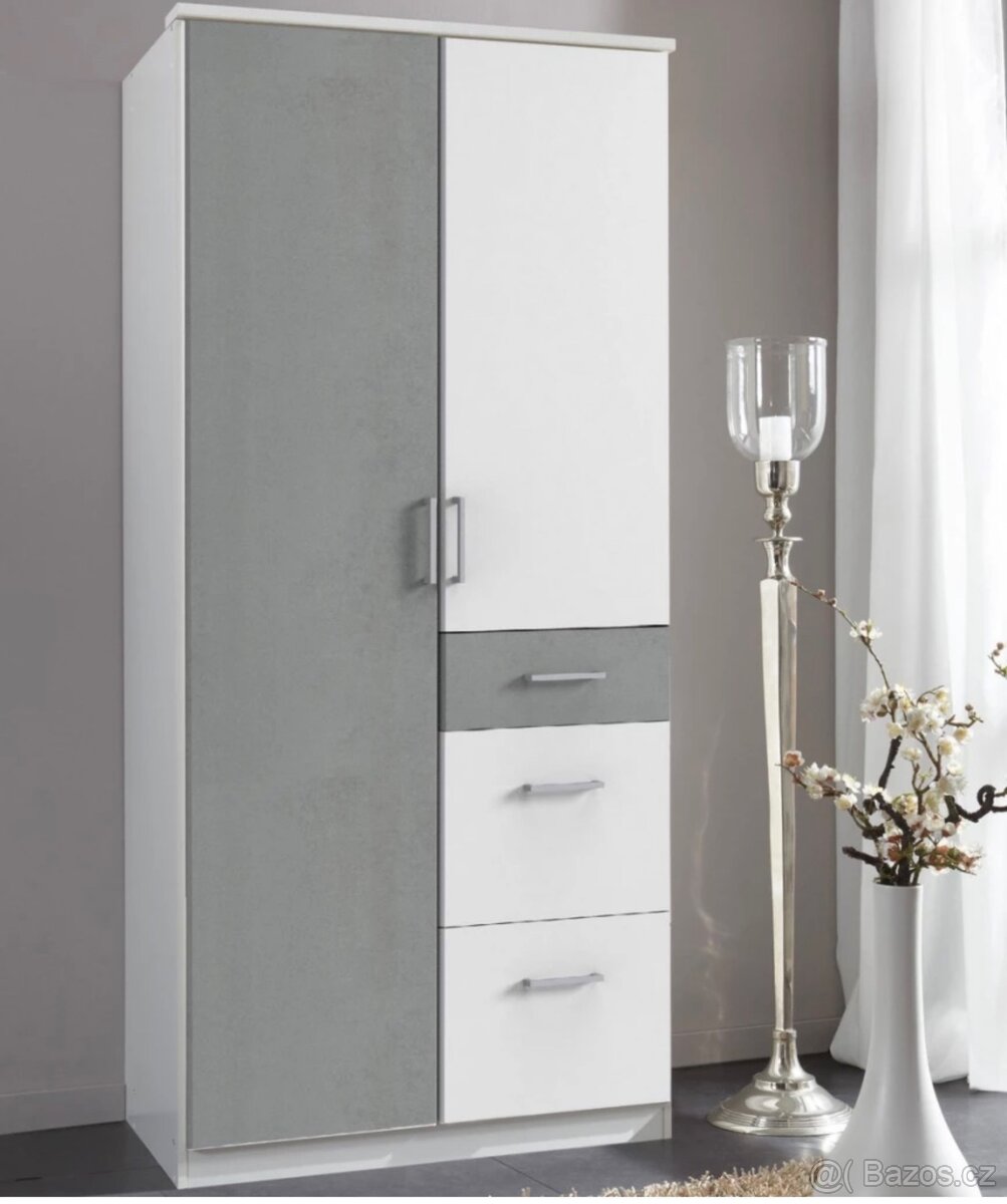 Prodám šatní skříň