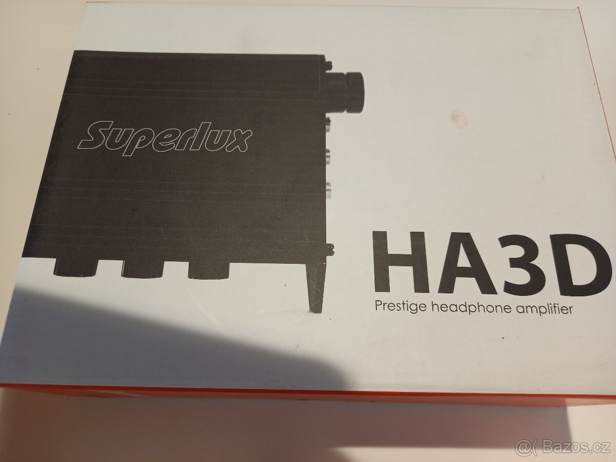 Sluchátkový zesilovač HA3D Superlux