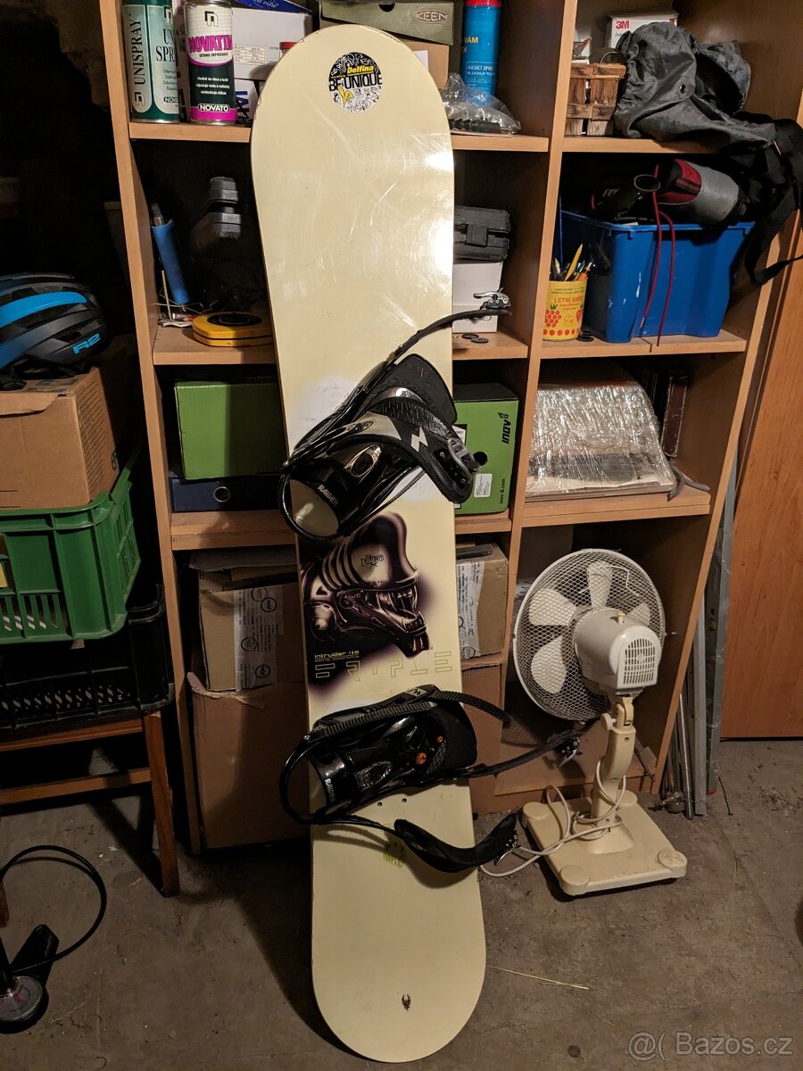 Snowboard Intruder 160 cm