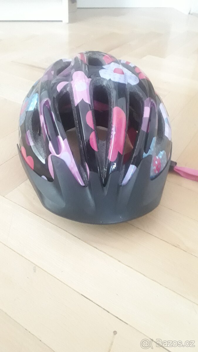 Cyklo helma dívčí 57cm