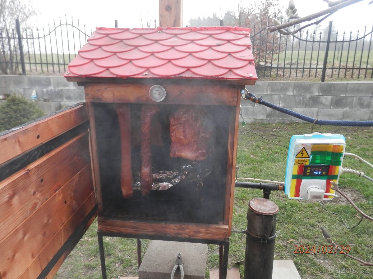 udírna a dymbox