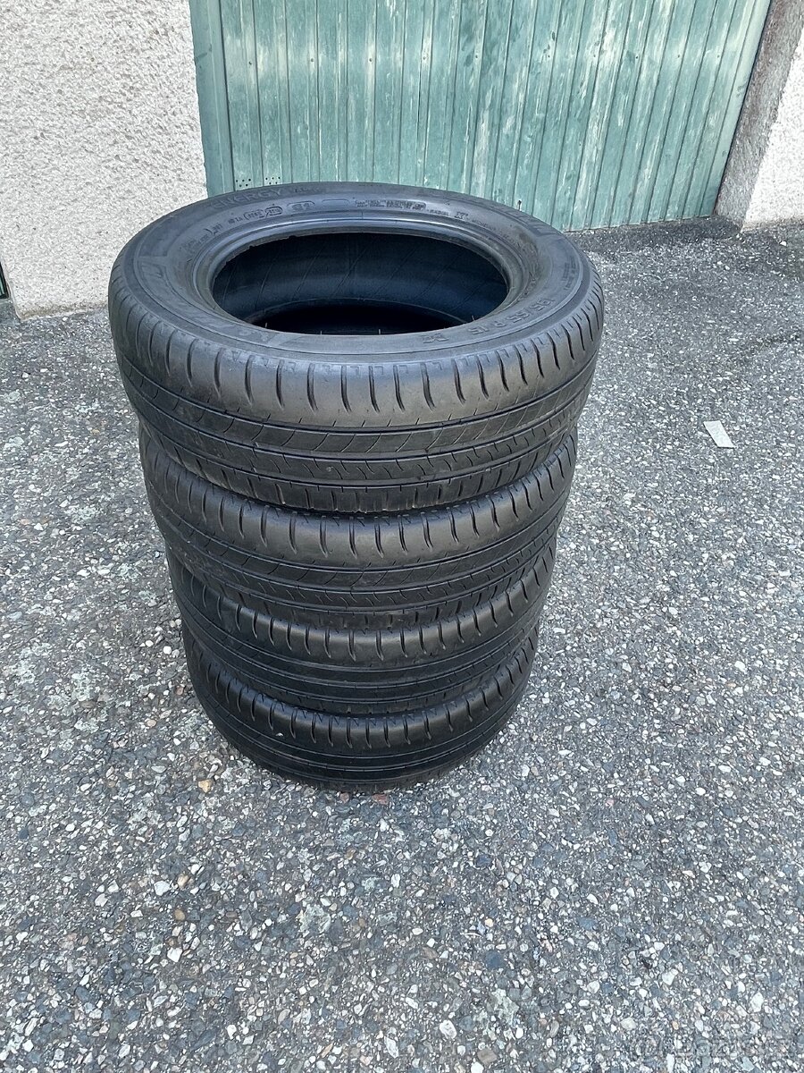 Letní pneu 195/65r15