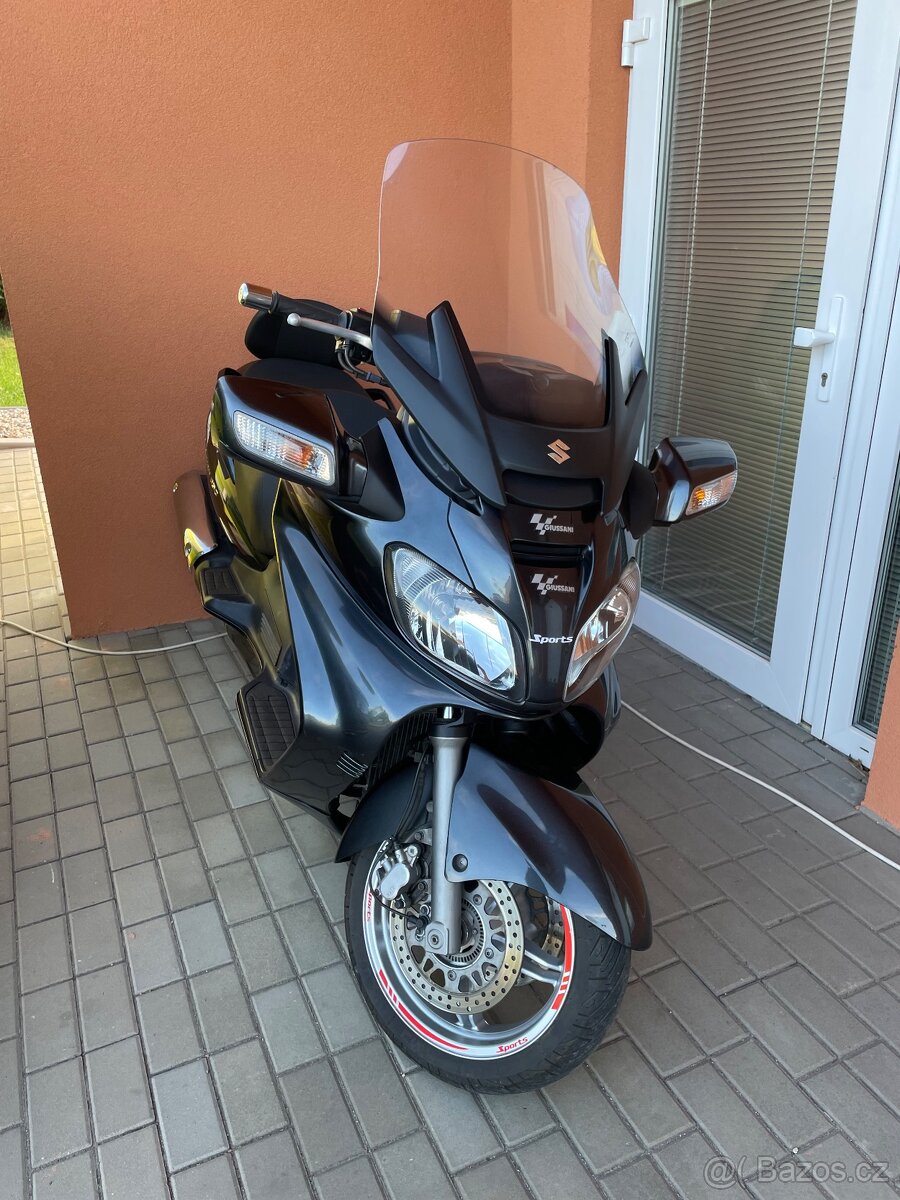Suzuki Burgman 650 exkluzive