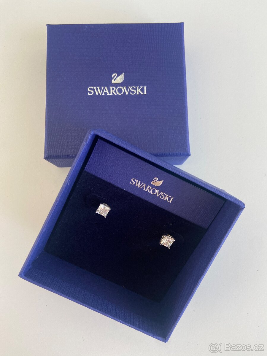 NOVÉ peckové náušnice Swarovski
