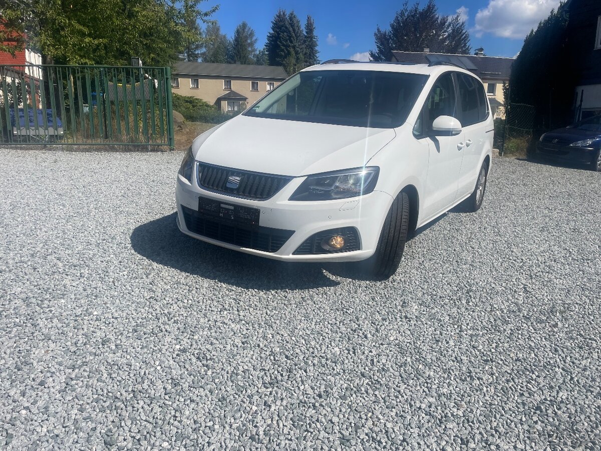 Seat Alhambra Style  2,0 Tdi 103 kw xenon