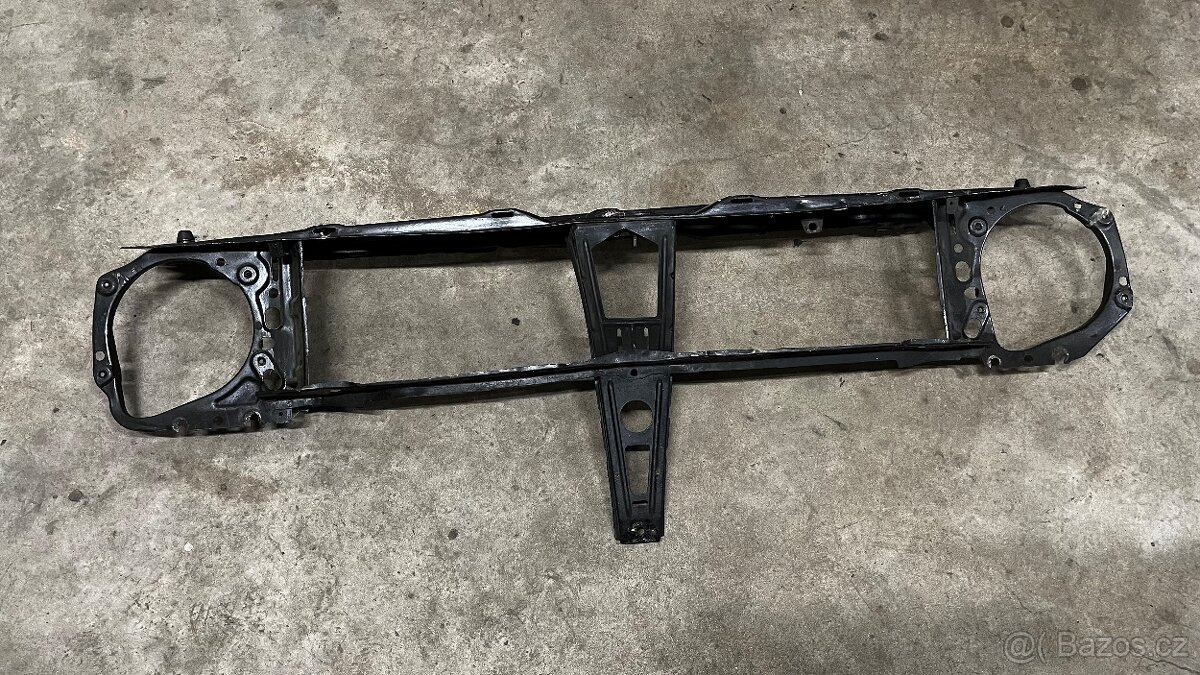 Golf mk2 čelo