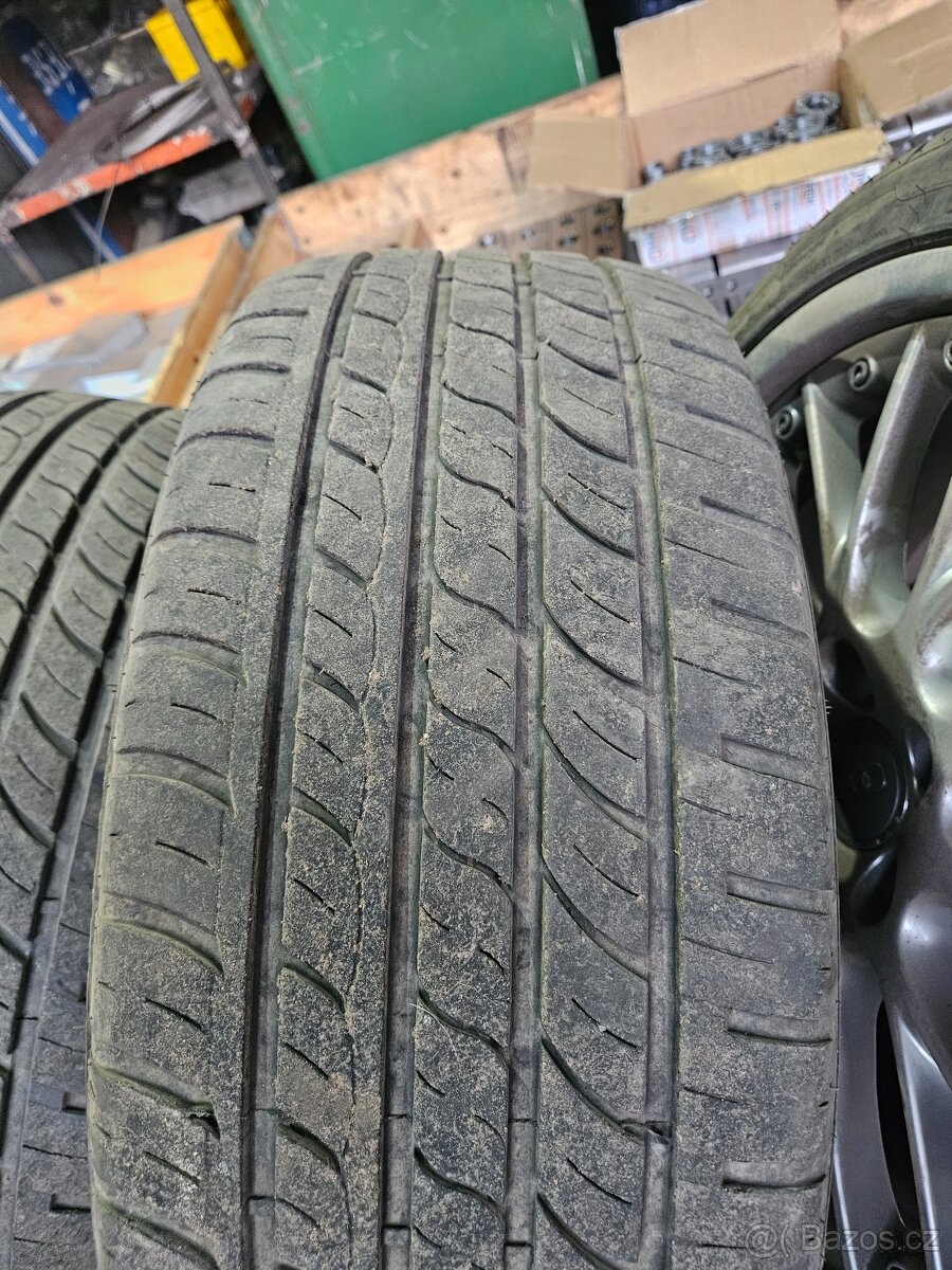 Letní pneu 245/40 r19