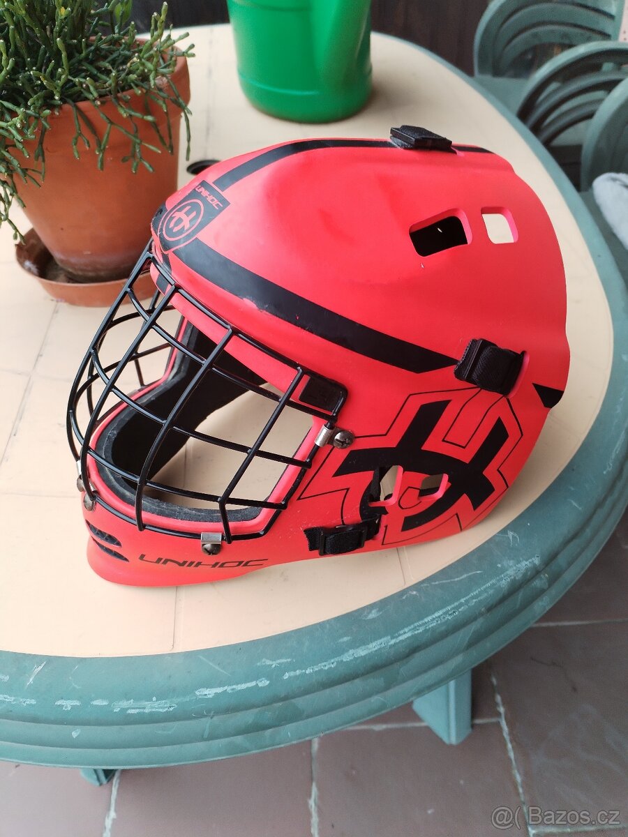 Juniorská maska na florbal Unihoc SHIELD red