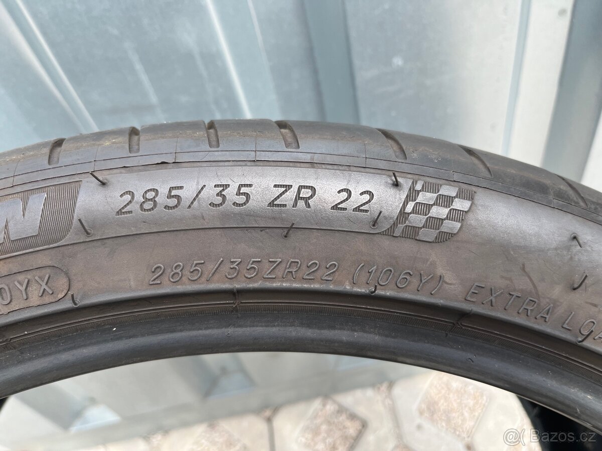285/35 R22 106Y
