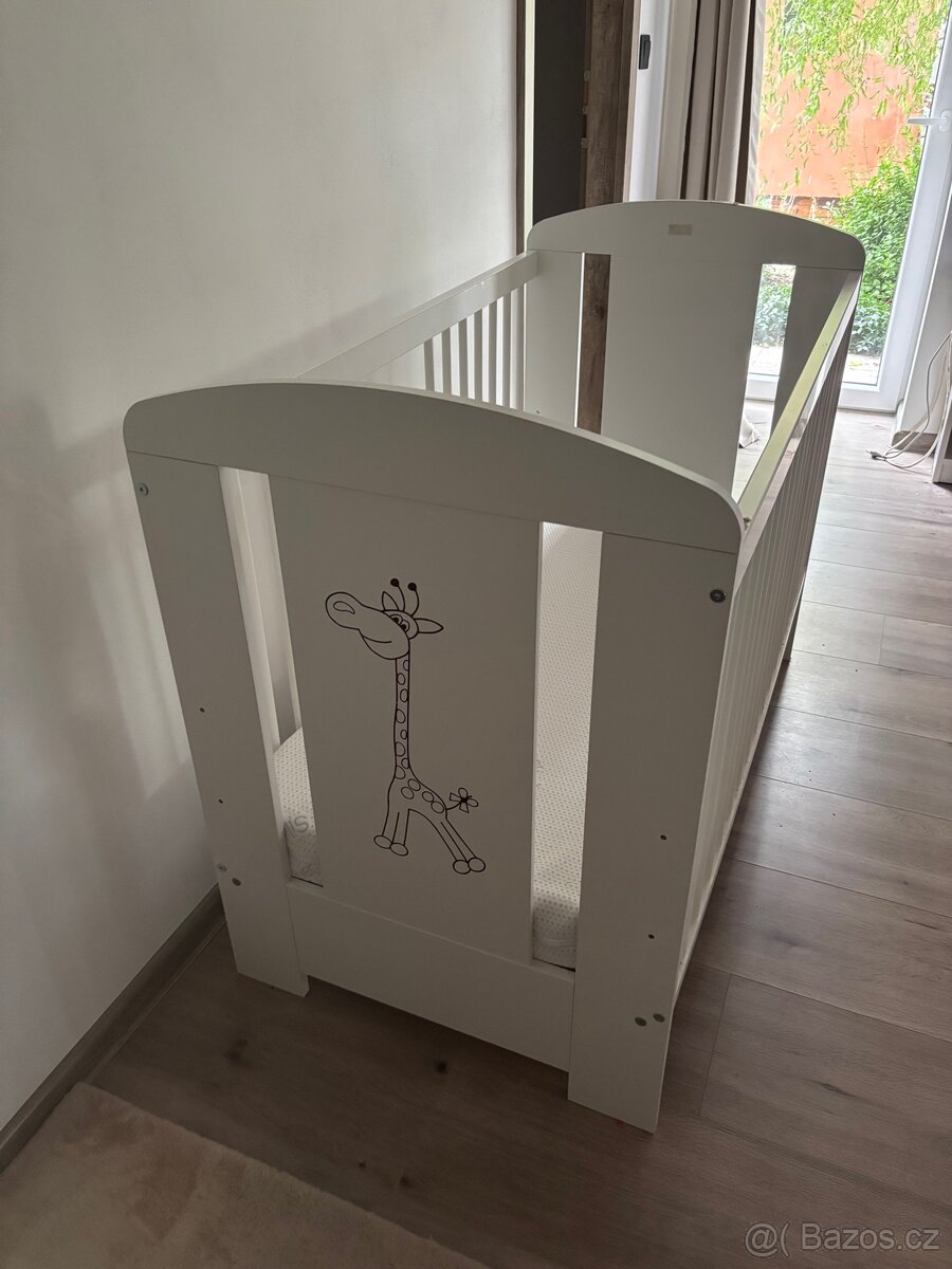 Dětská postýlka + matrace 60x120