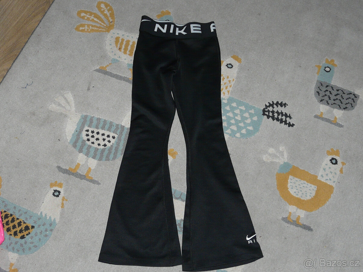 legíny nike 128 velikost