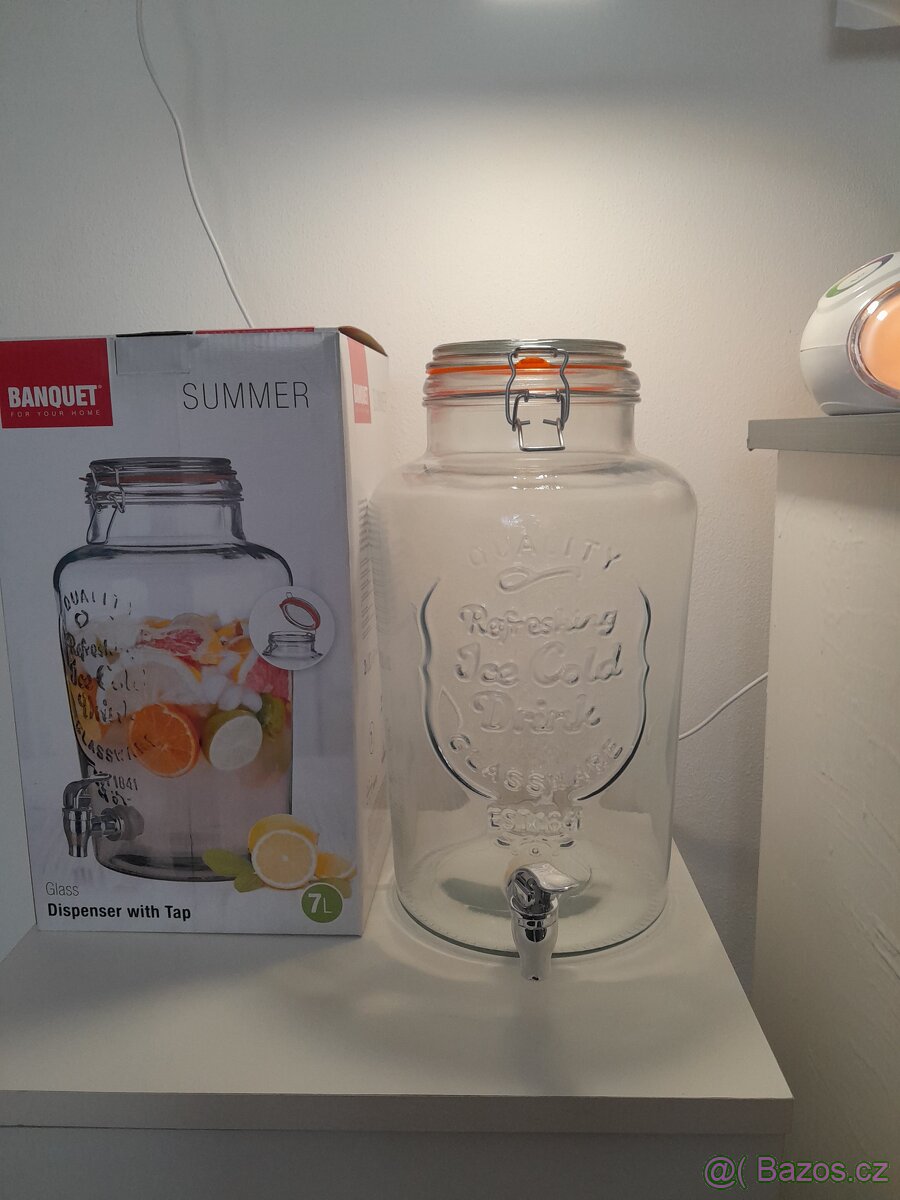 Skleněný zásobník na nápoje 7L s kohoutkem