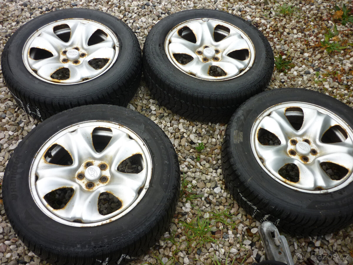 disky + zimní pneu 225/60/17  Subaru Forester