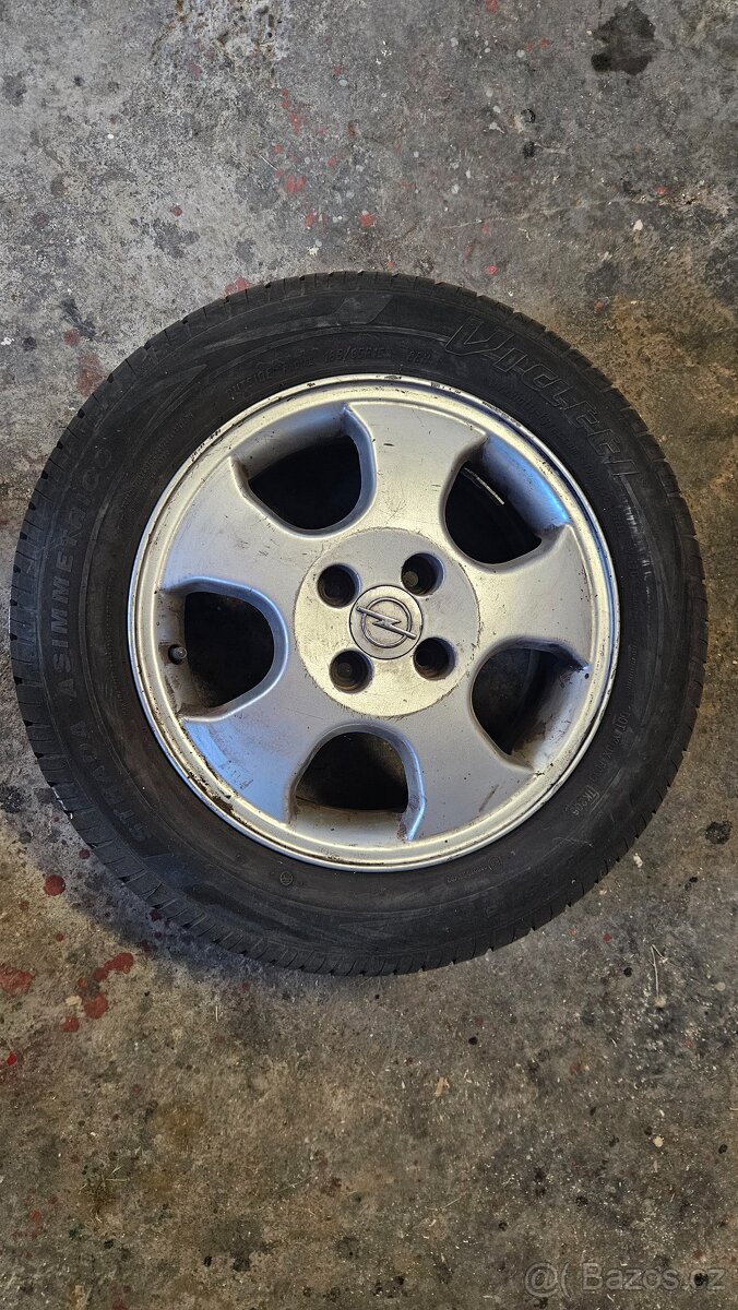 Letní pneu 185/65 R15 + disky ET49 6Jx15H2