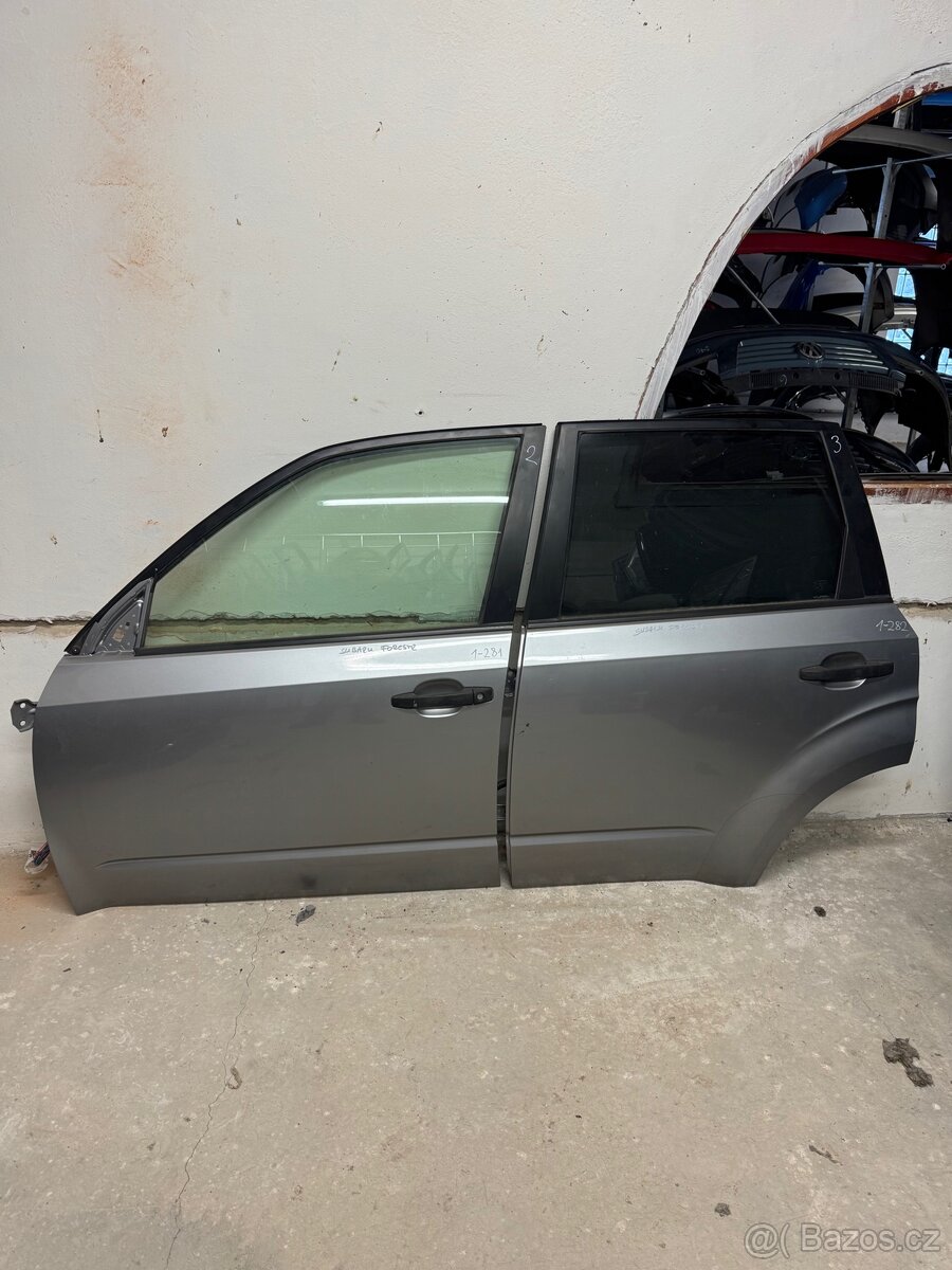 Subaru Forester, Levé dveře