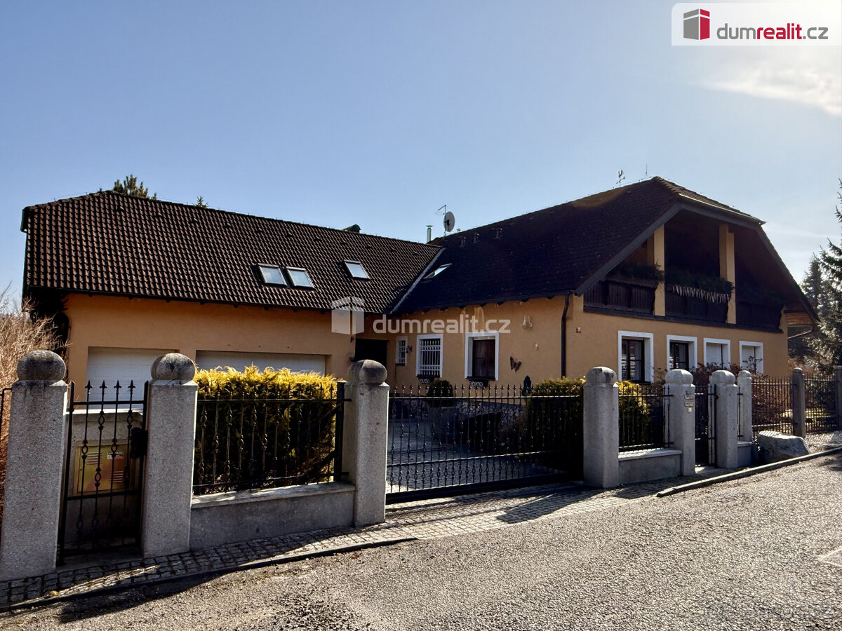 Pronájem, byt 3+1 v rodinném domě, Valy, okr. Cheb