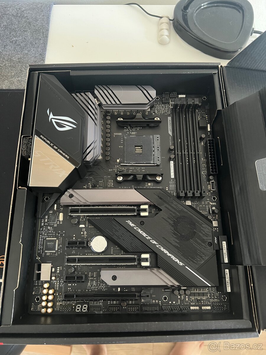Asus ROG Strix X570-E Gaming mobo 💻