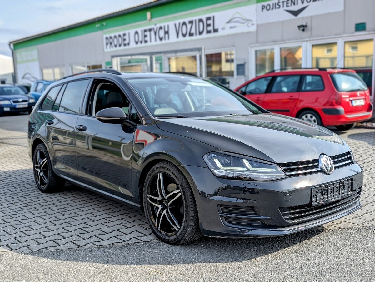 VW GOLF VII VARIANT 2,0TDi 110kW PANORAMA LED