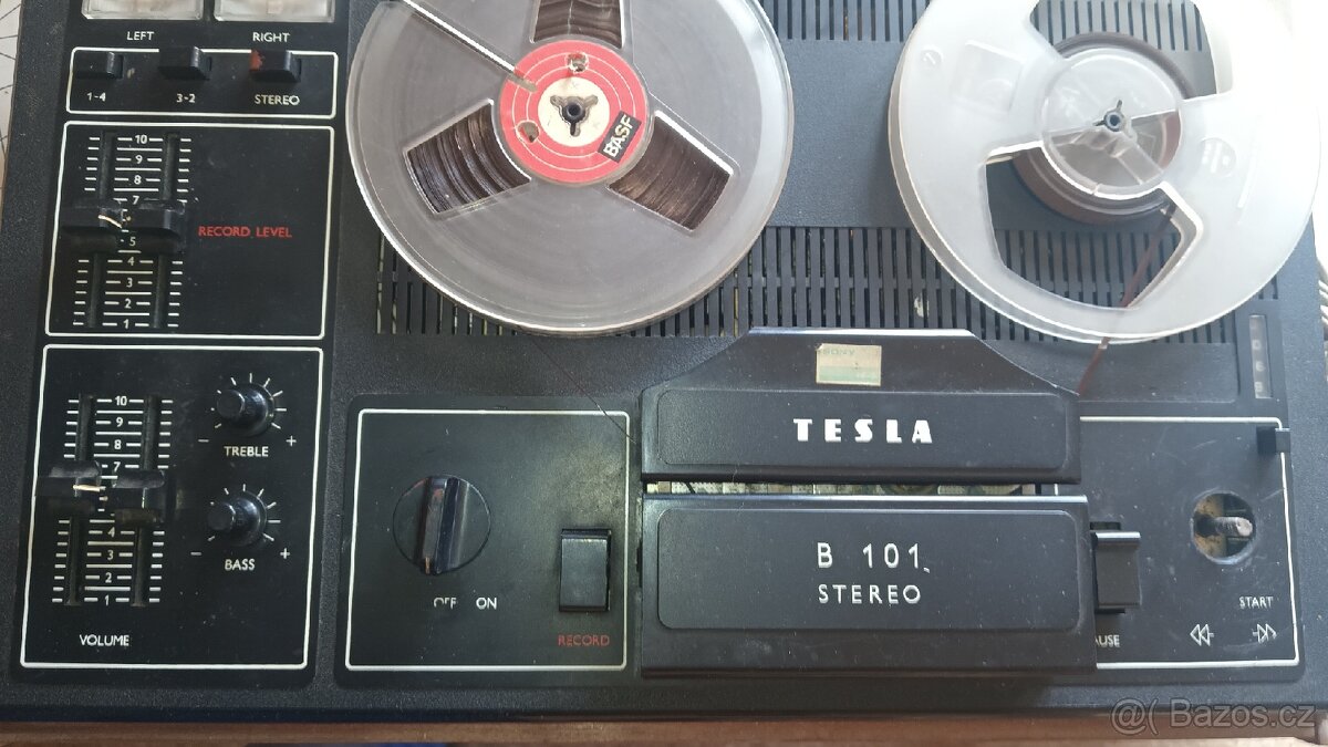 Tesla B101 stereo