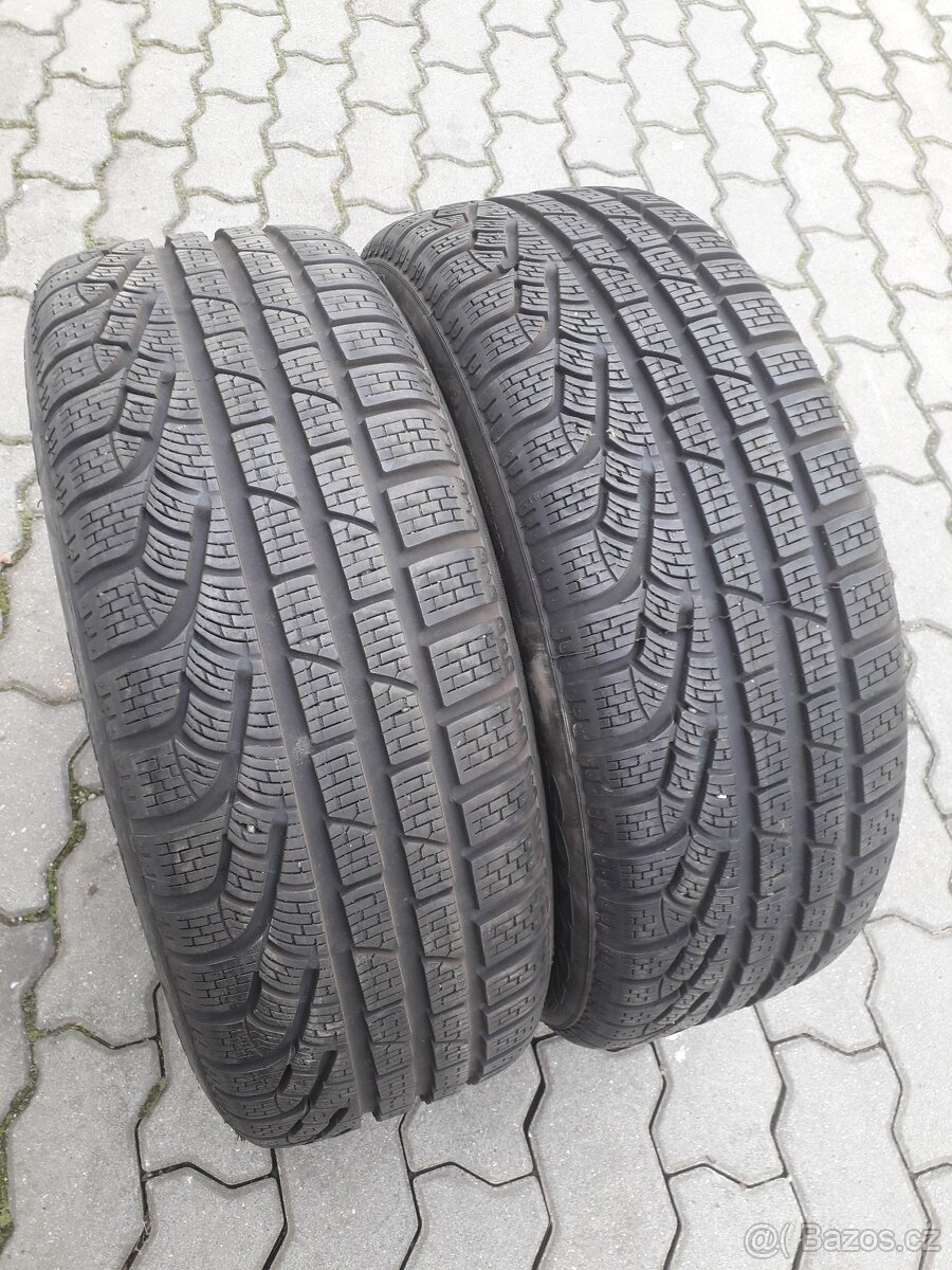 205/50R17 93V Pirelli Sotozero 2ks ZIMA