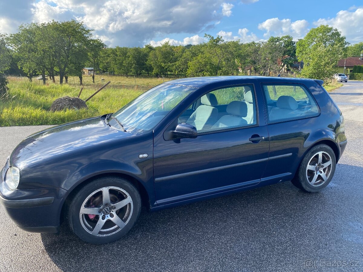 VW Golf IV.