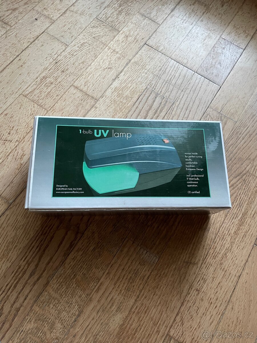 UV lampa na nehty 9W se zrcadlem
