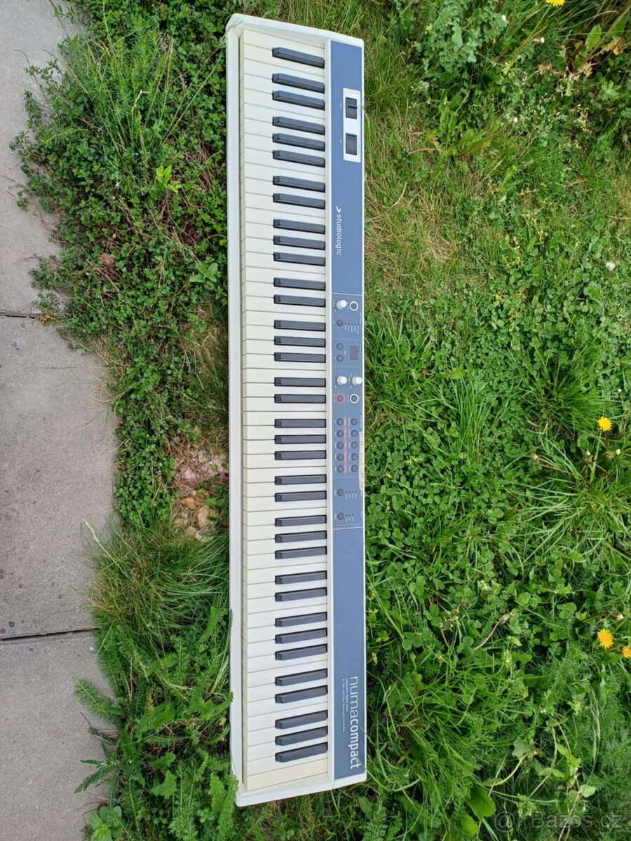 Stage piano STUDIOLOGIC NUMA COMPACT