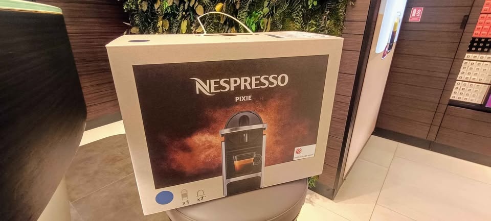 Nespresso Pixie modrý, nerozbalený, 2,5 roky záruka