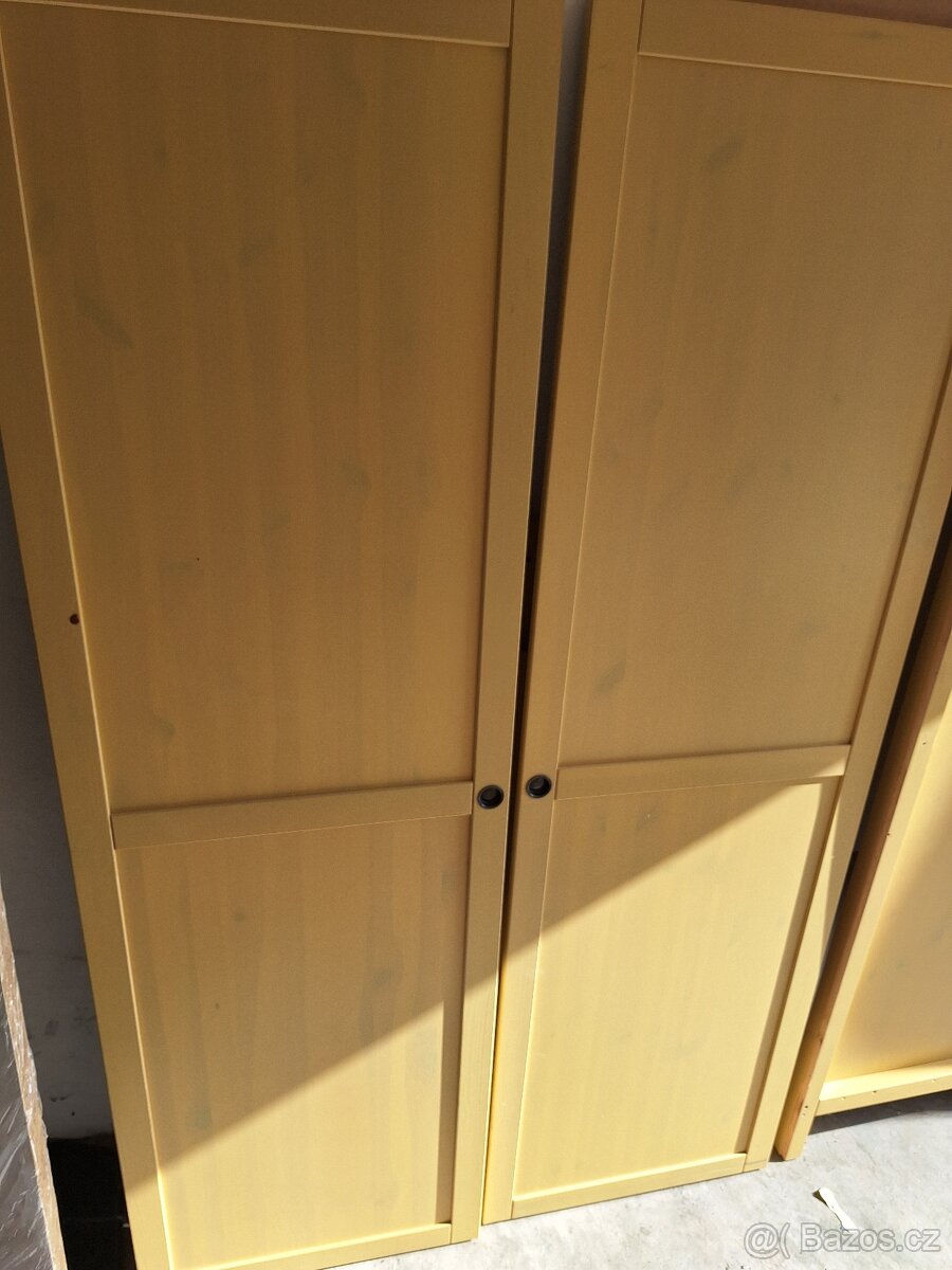 IKEA HEMNES šatní skříň