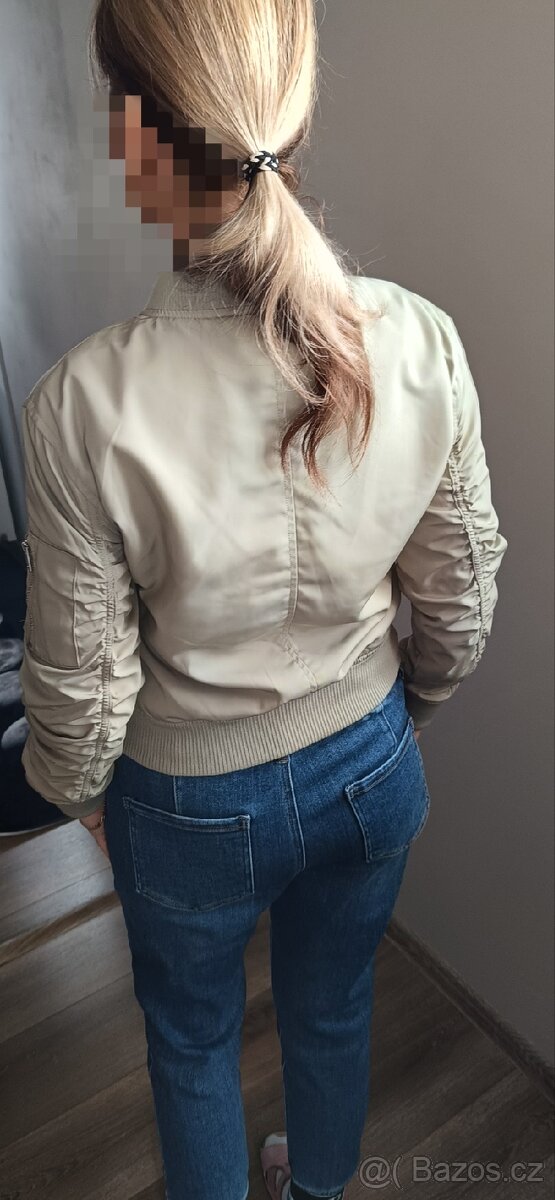 Dámská jarní bunda