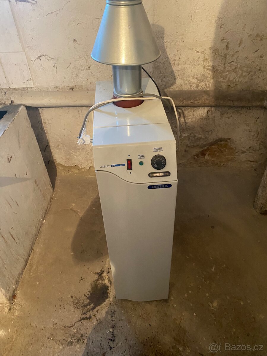 Plynový teplovodní kotel destilát 7kw