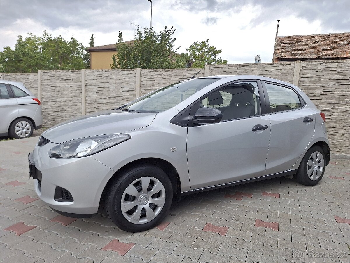 Mazda 2, 1,4i 55kW, tažné