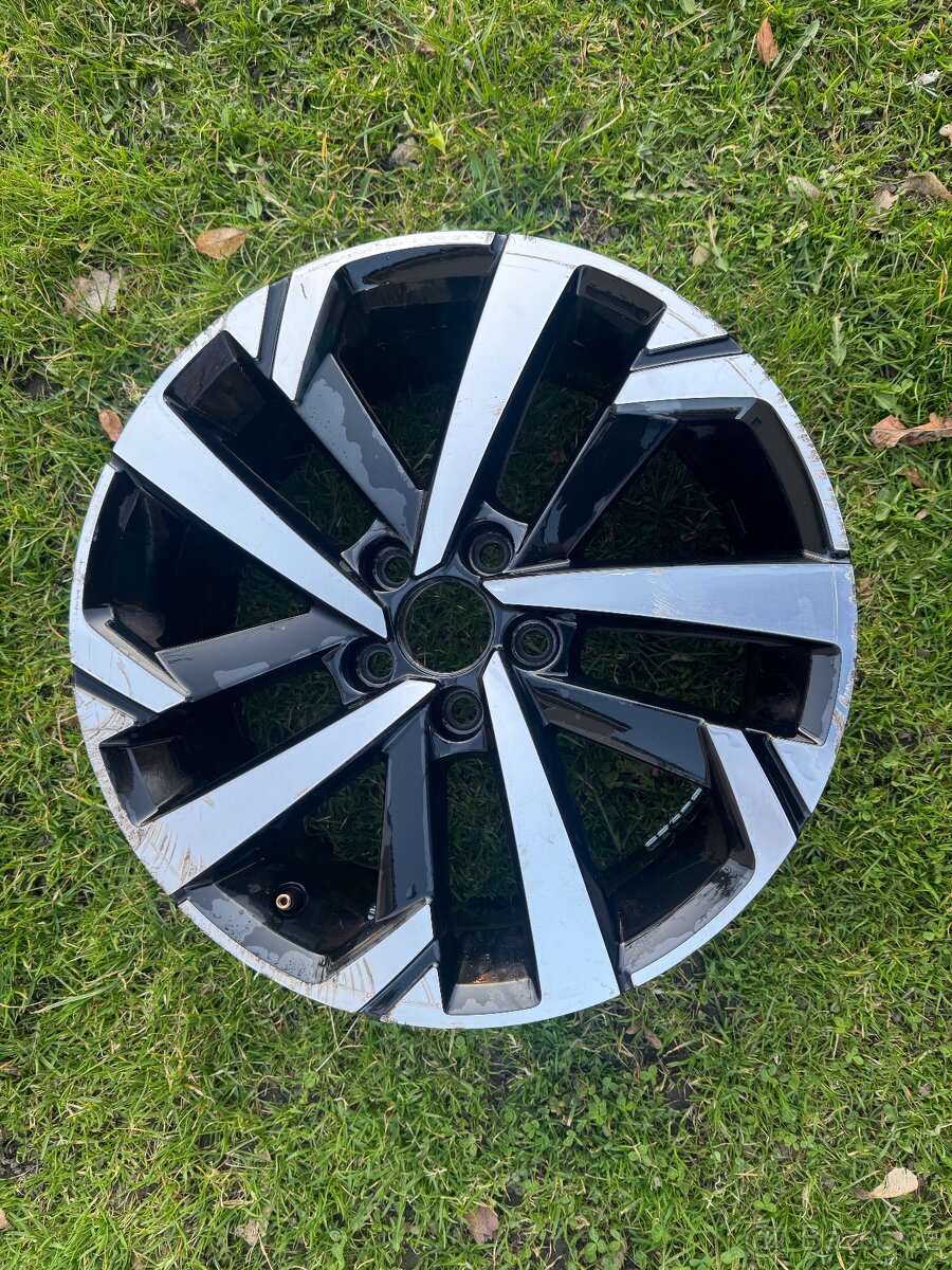 Alu kolo VW POLO GTi R16