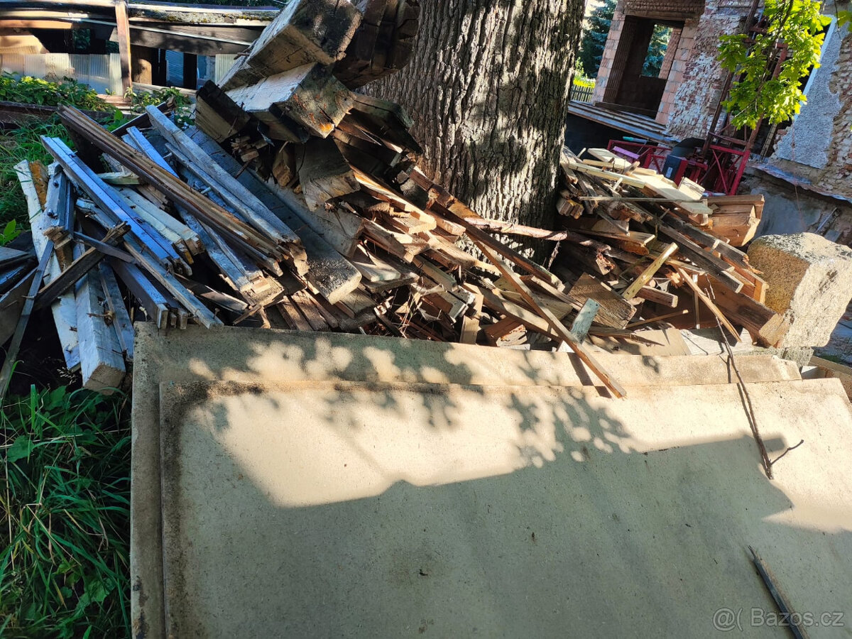 dřevo zdarma, za odvoz