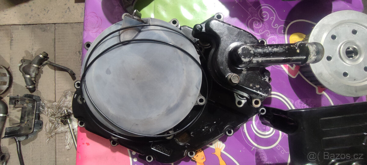 Suzuki SV 650N/S 99-02 Víko spojky, dekl, vodní pumpa,O-ring