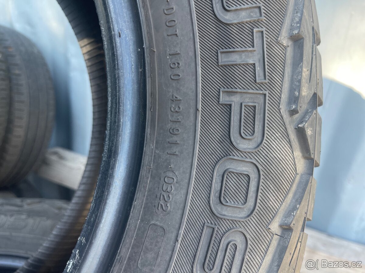Nokian tyres outpost AT 265/60R18