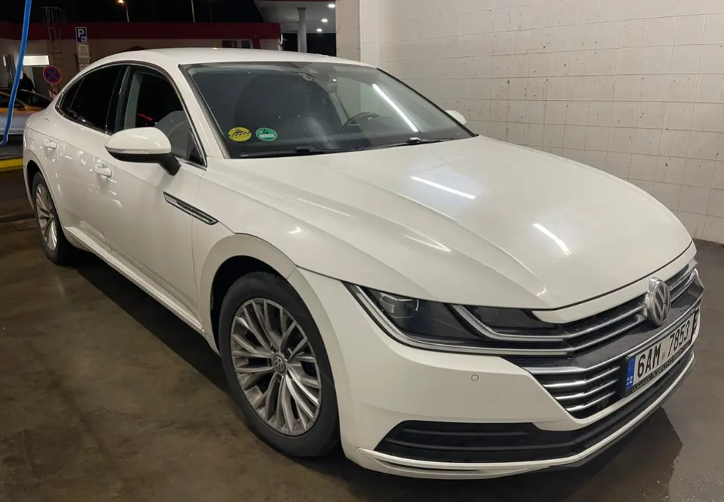 Flotila Bolt Uber Plzeň Vozidla k pronájmu.