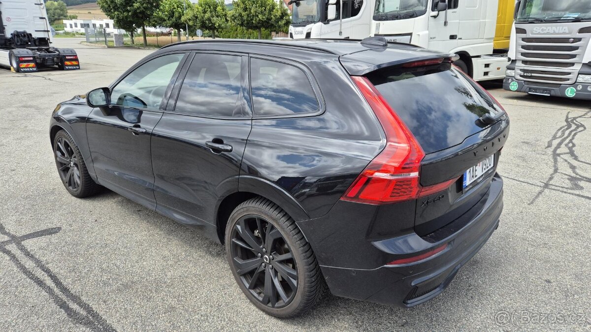 VOLVO XC60 2.0 AWD aut. Ultimate Black Edition