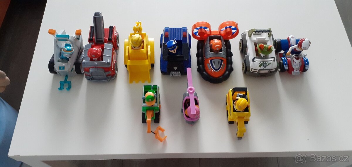 Auta Tlapková patrola