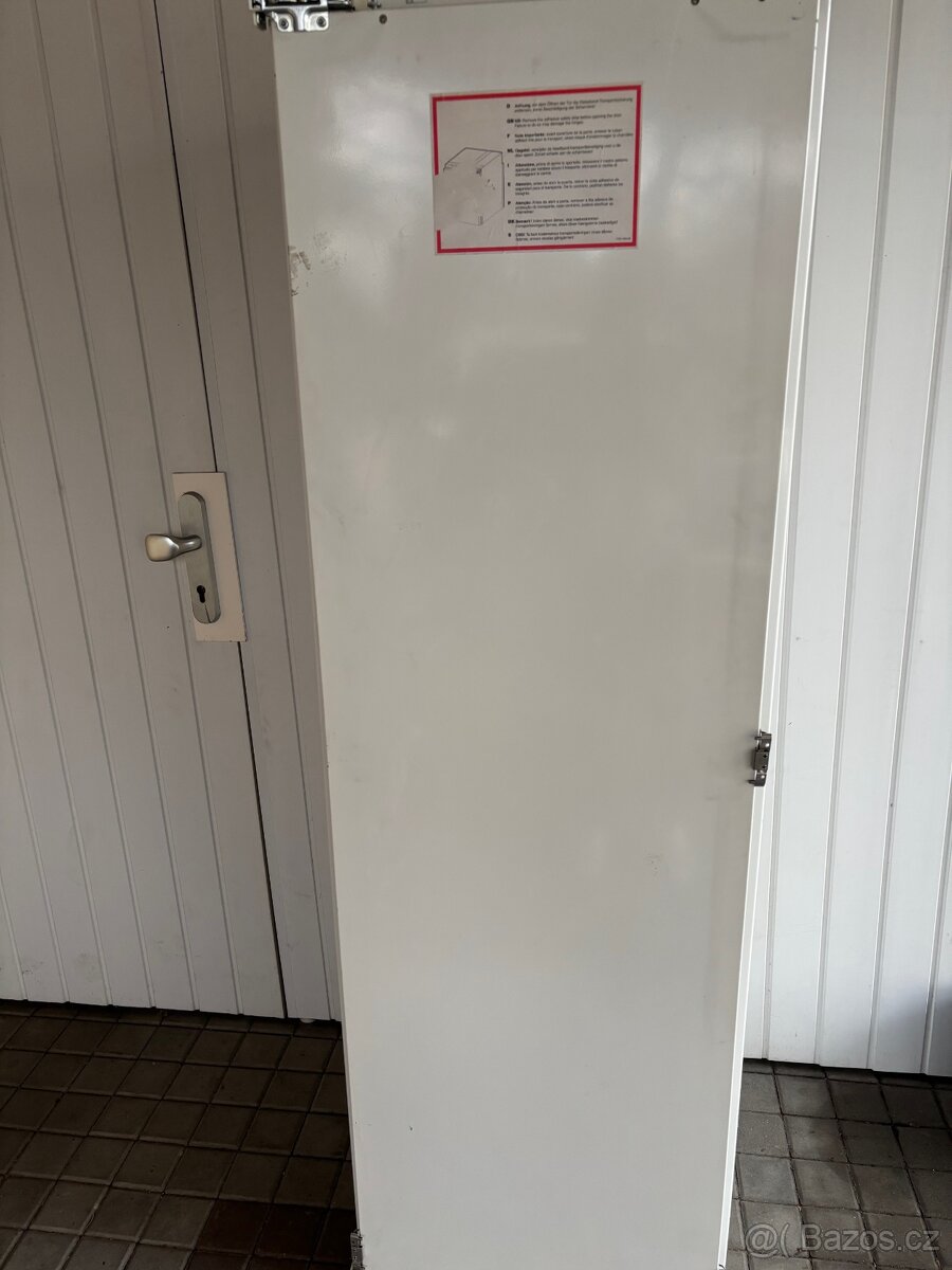 Vestavná kombinovaná lednice Miele K9758 iDF