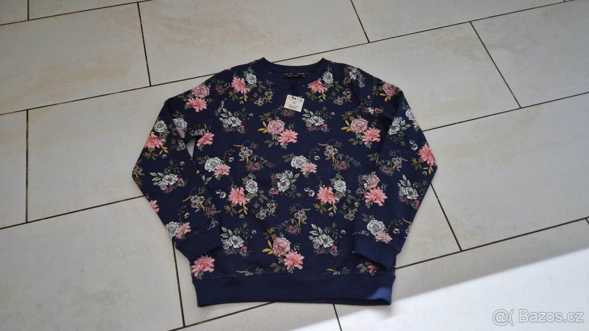 N.O.V.Á. dámská mikina House Brand vel.: XS