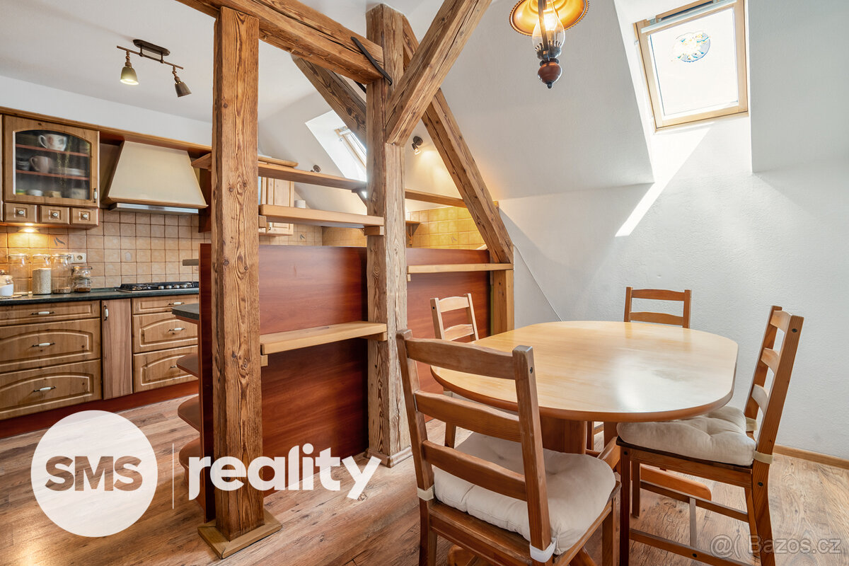 Prodej prostorného bytu 3+1 (99,6 m²) – Frýdek-Místek, ul. E